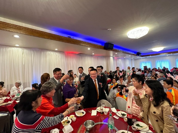 约老师篮下,力挽狂澜,补篮,500足球比分网,体育官网,平台入口,足球比分,即时比分,比分直播